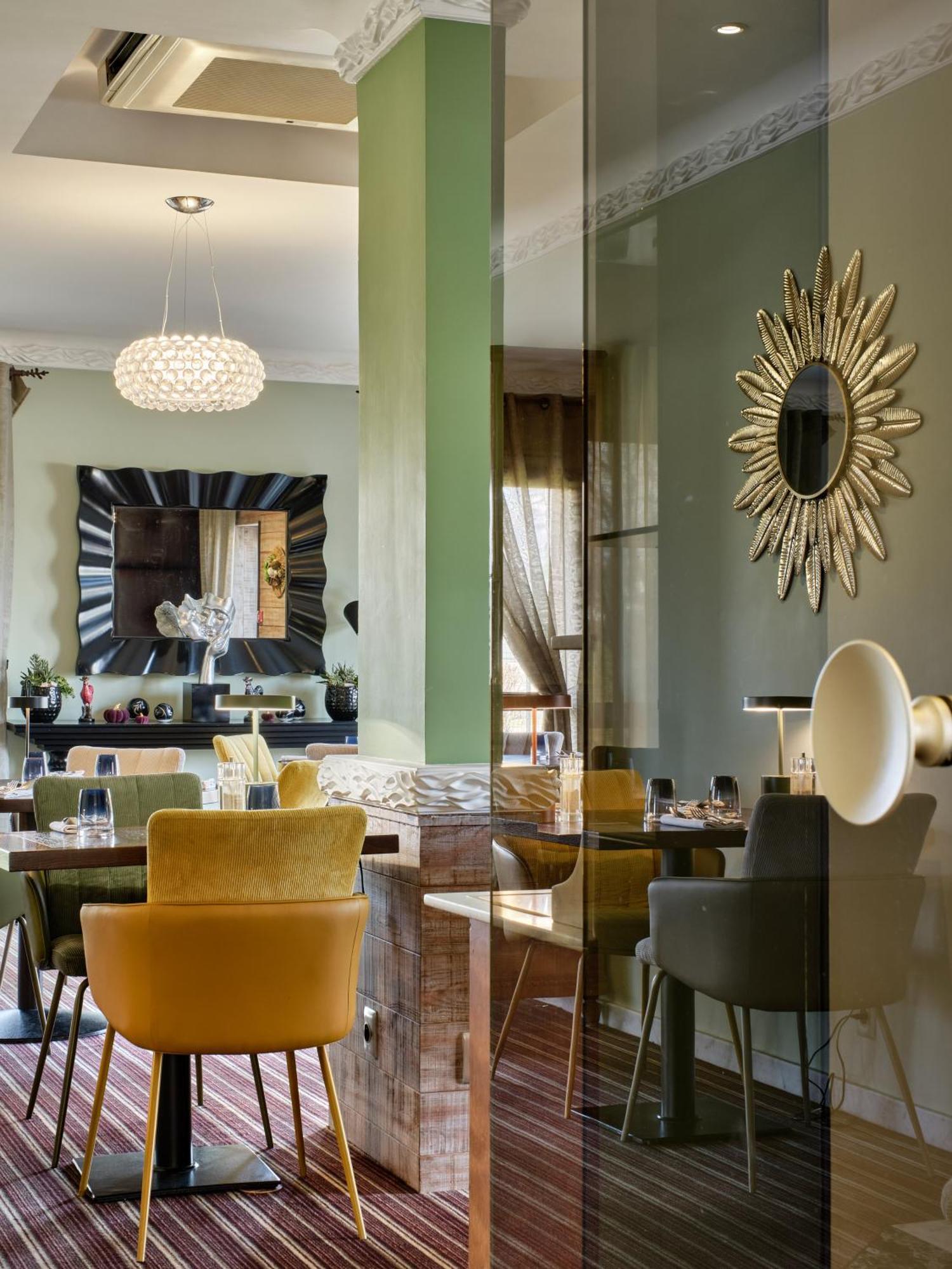 Hotel Restaurant Crystal エルスタン エクステリア 写真